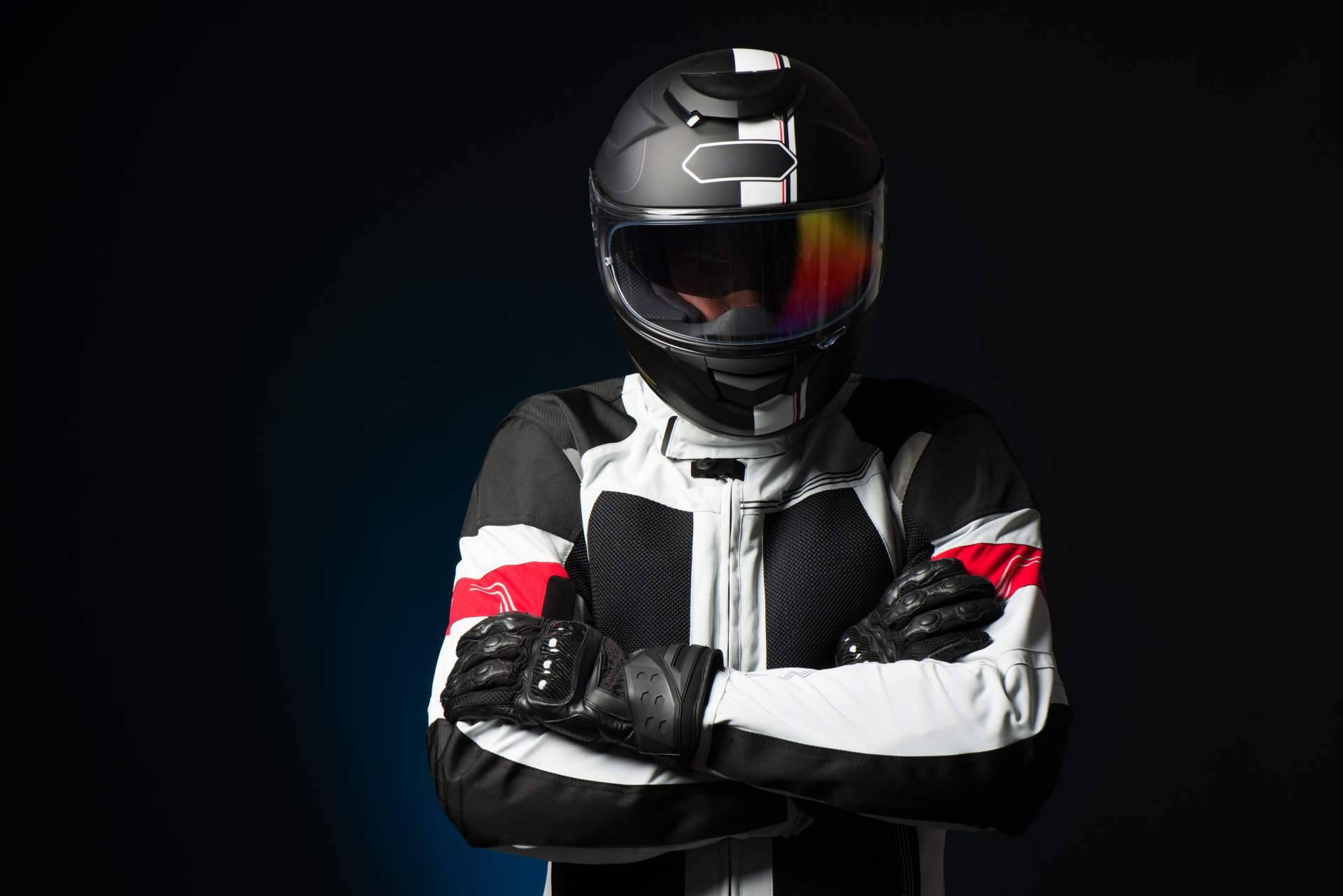 Eginer explica los diferentes tipos de cascos para moto y cómo escoger la opción adecuada