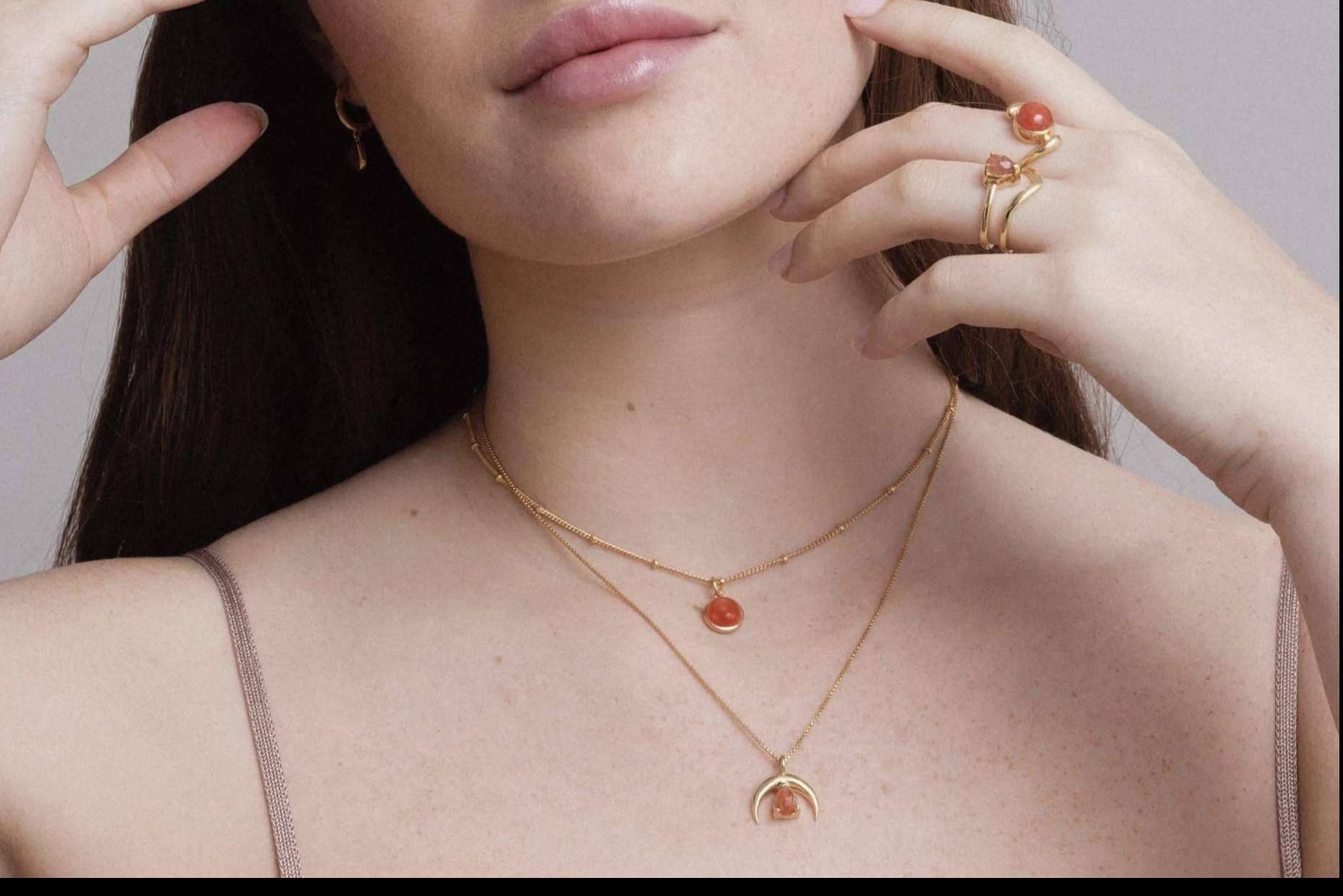 Stonbow destaca en el mercado de la joyería con joyas de piedras naturales de diseño exclusivo