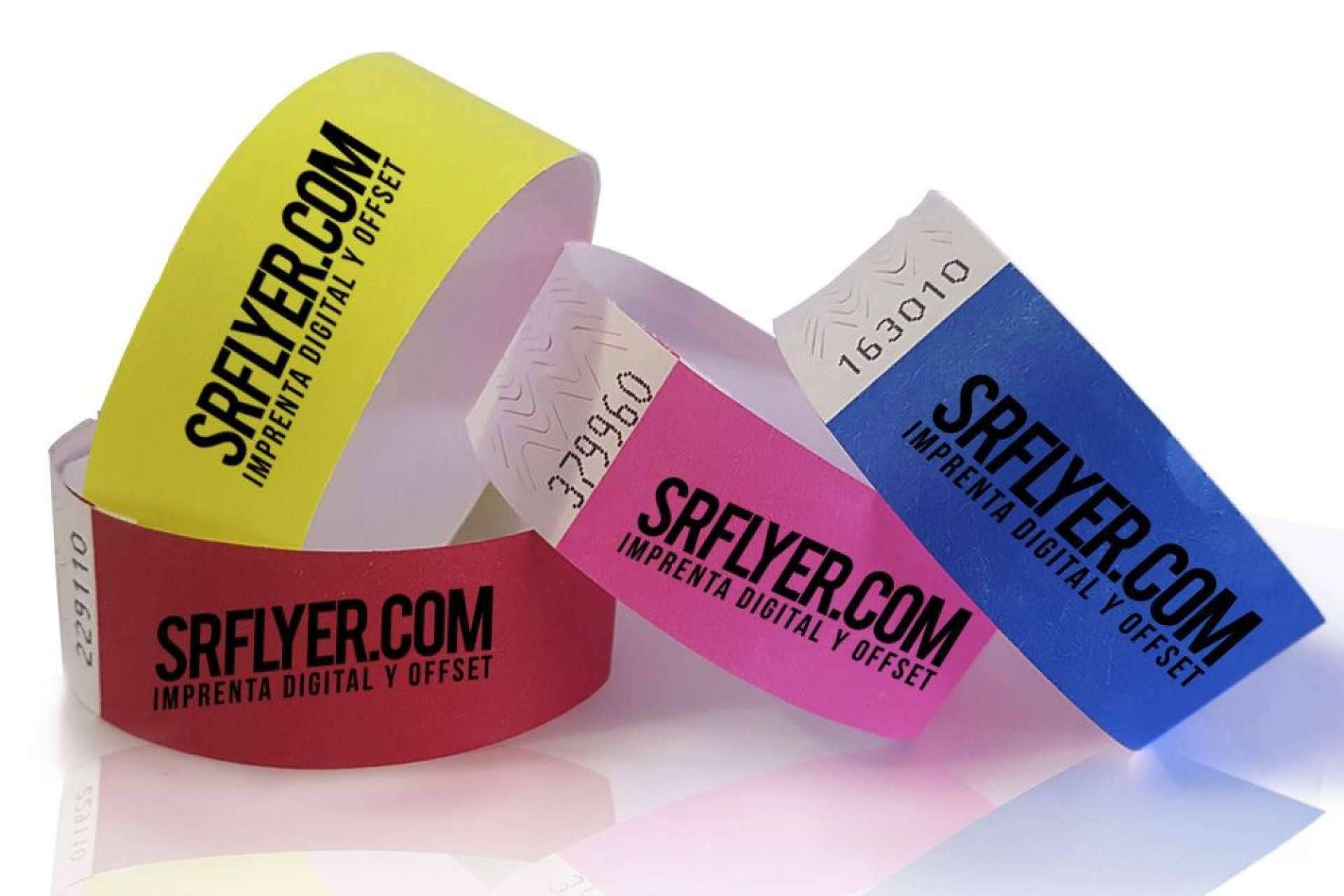 SrFlyer.com potencia los eventos con fabricación de pulseras e impresión personalizada
