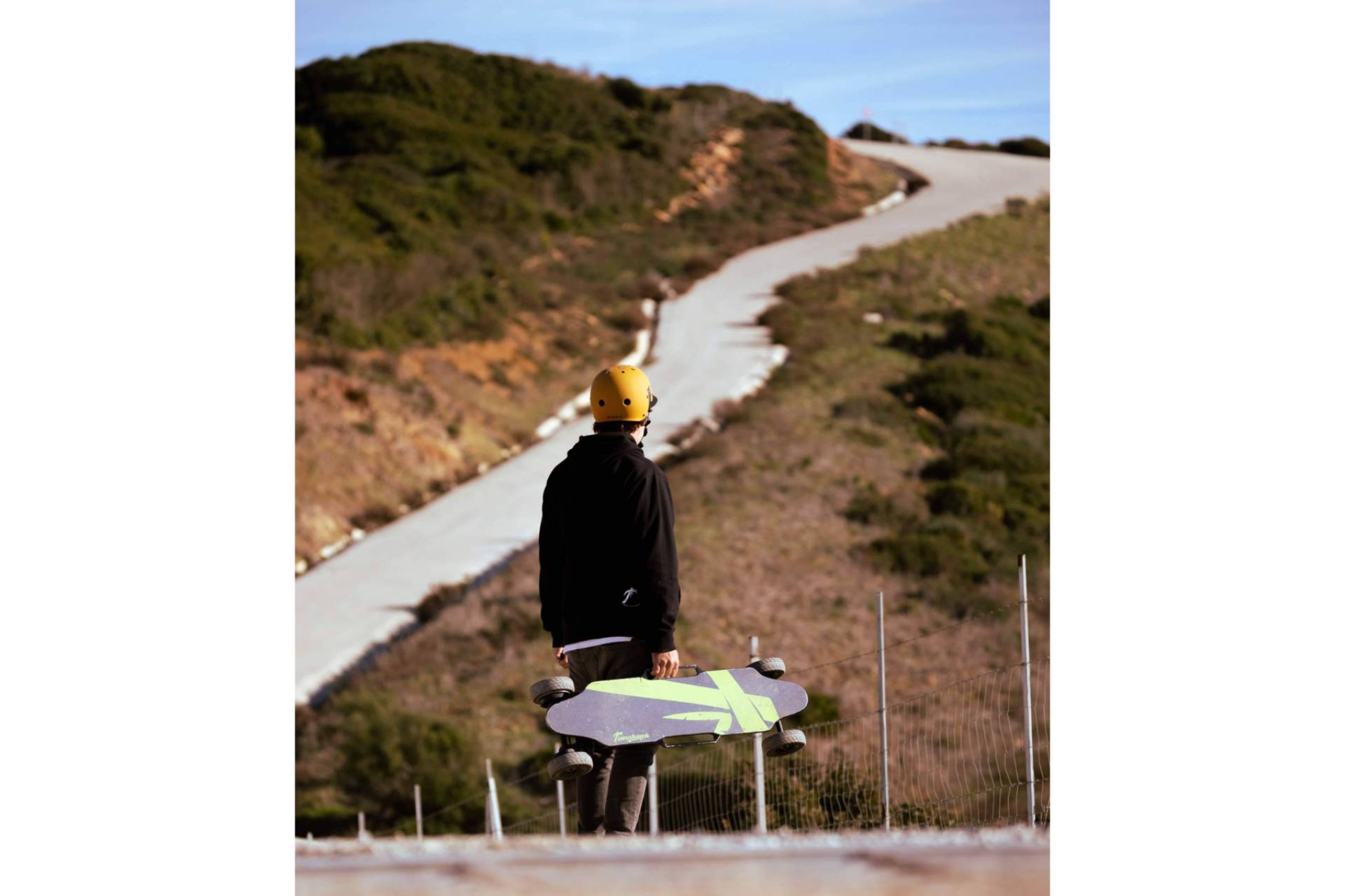 Características del Tomahawk Hatchet, el longboard eléctrico todoterreno