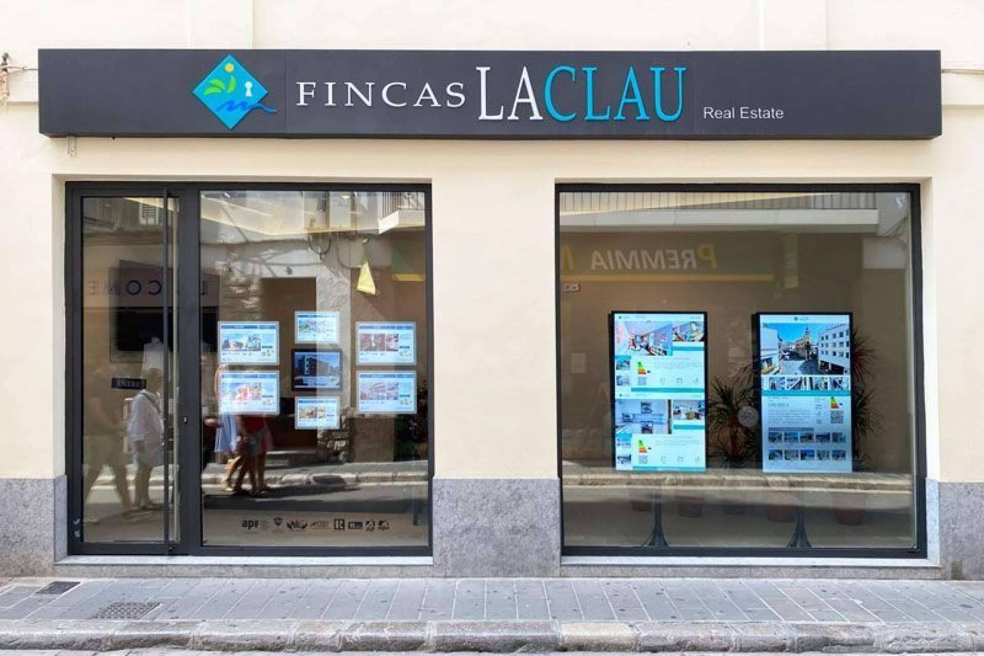 El encanto de vivir en Sitges, por qué es un destino ideal para propiedades de lujo