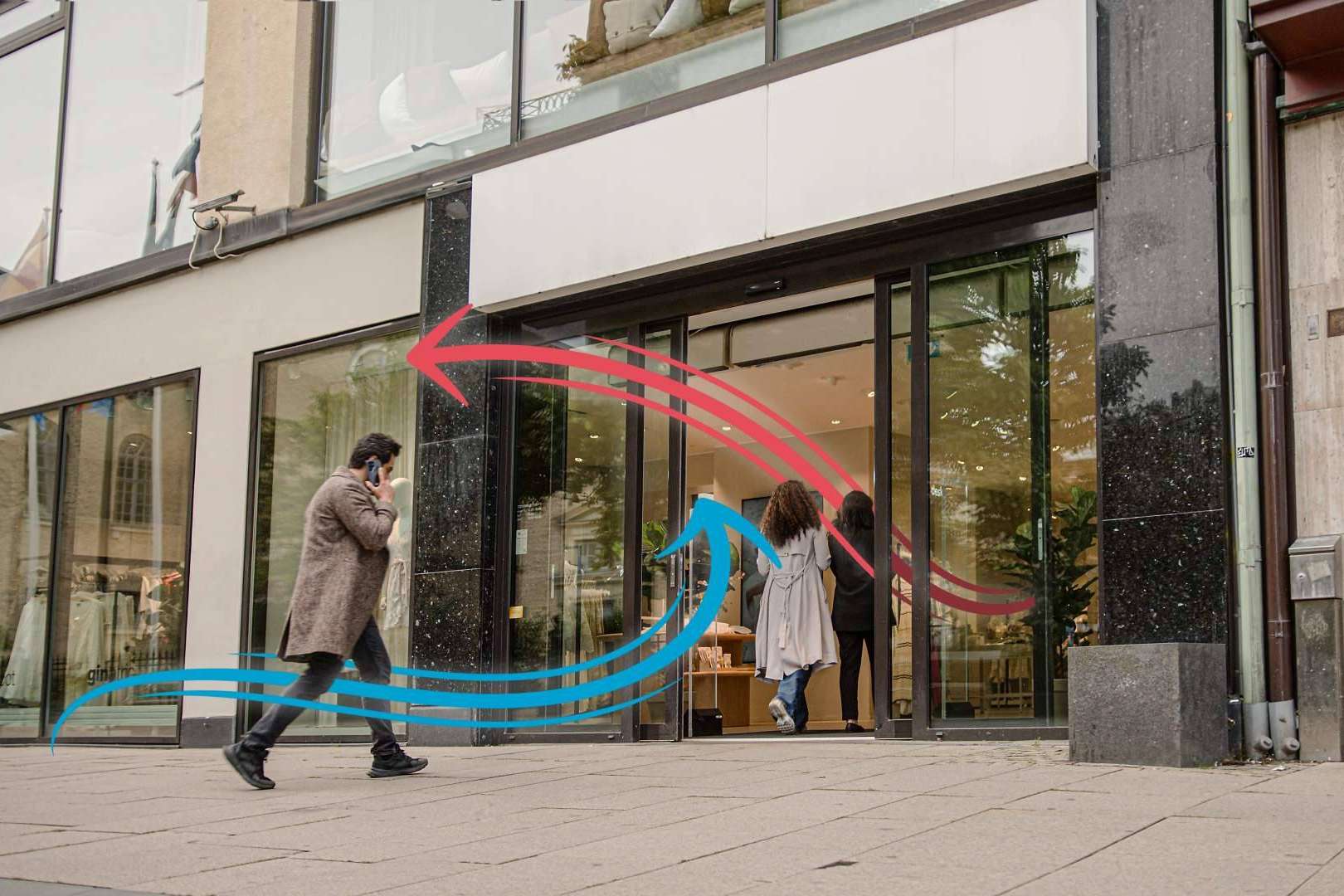 Comercios y edificios más eficientes gracias a las puertas automáticas inteligentes