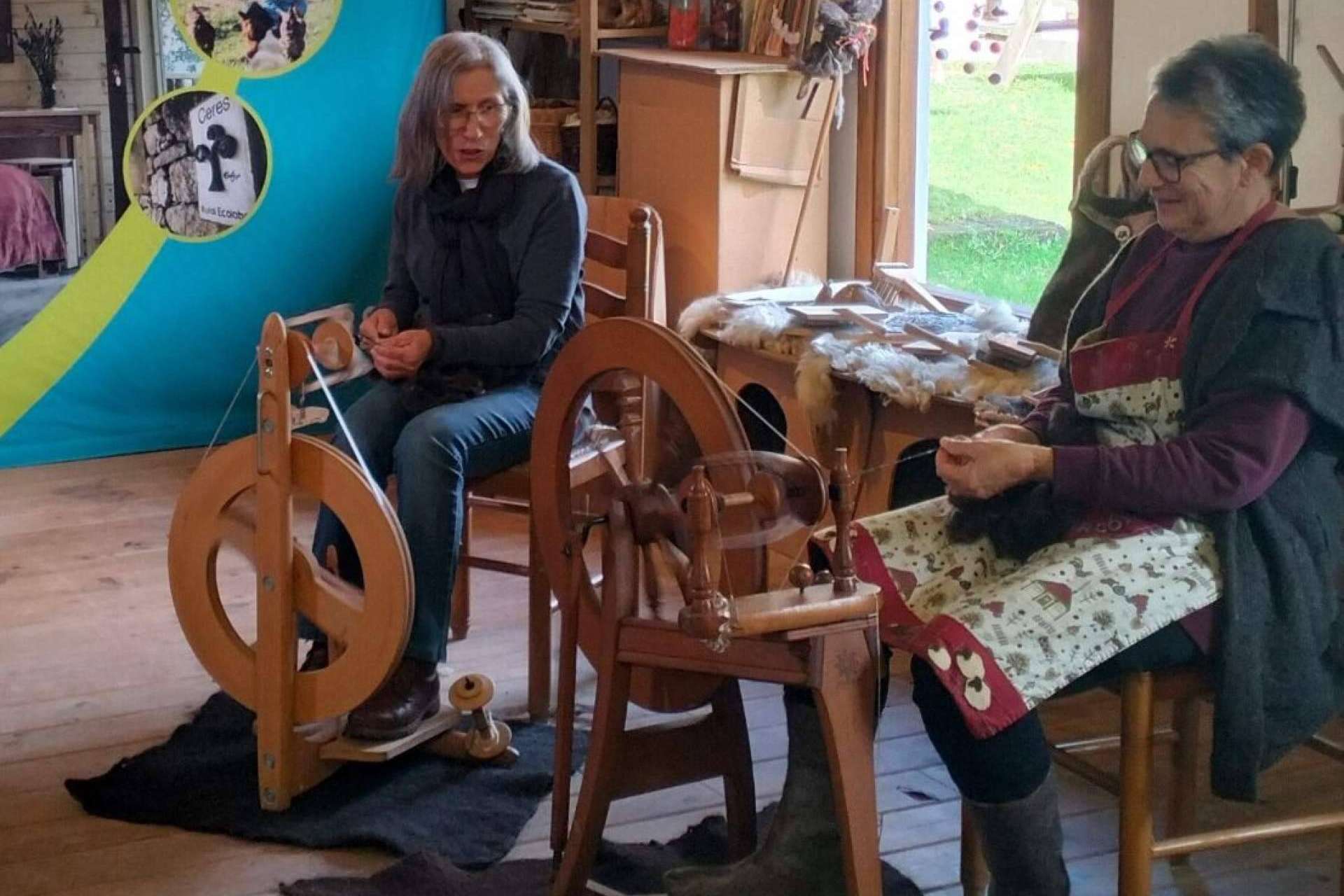 Ecoagroturismo en Asturias con razas autóctonas, cerámica y lana en el Ecomuséu Ca l’Asturcón