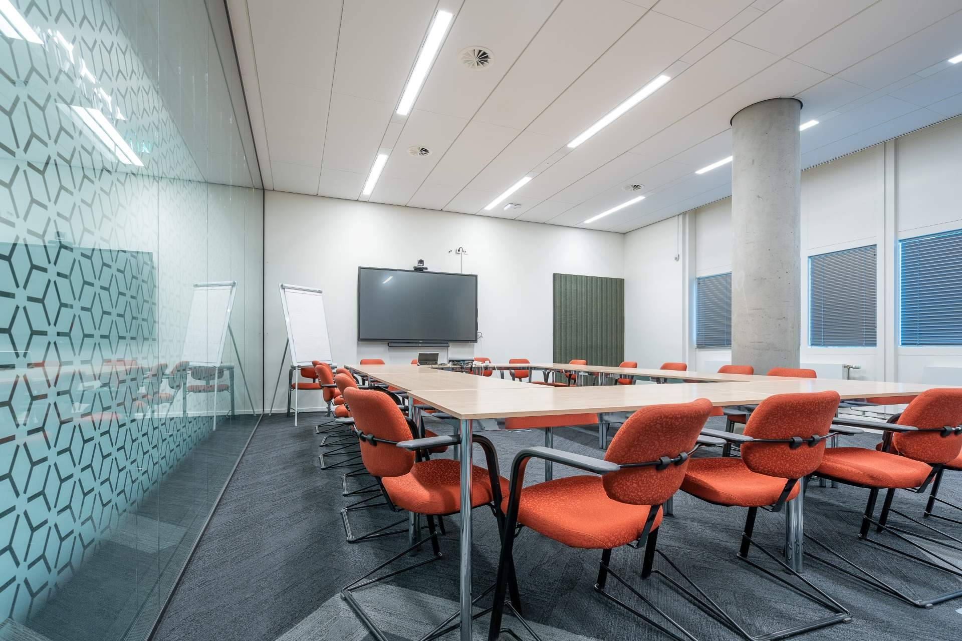 La formación docente para aulas de emprendimiento se refuerza con la experiencia de Letssay Formación