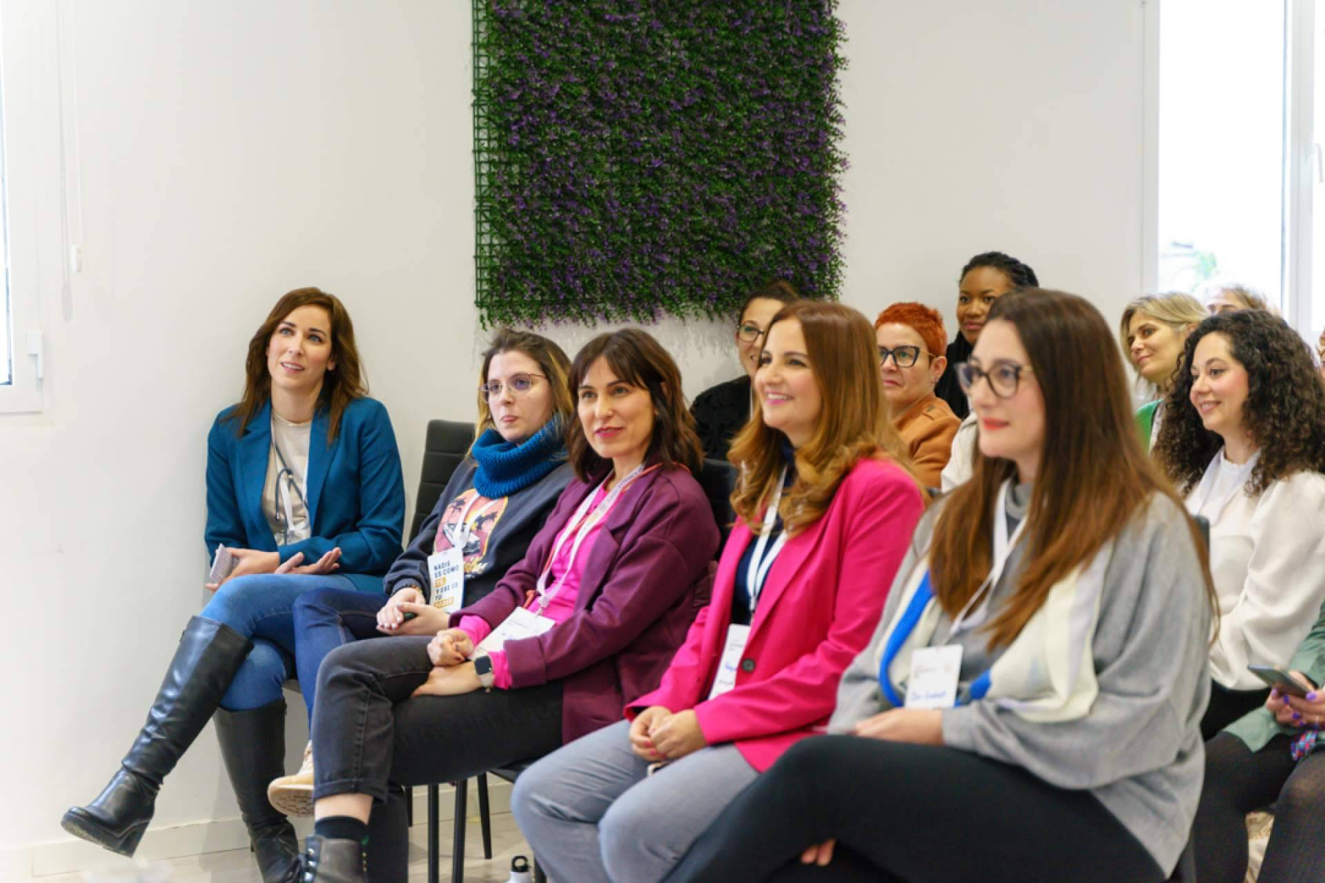 Visibilidad, apoyo y recursos; los pilares de ANAV España para las Asistentes Virtuales profesionales