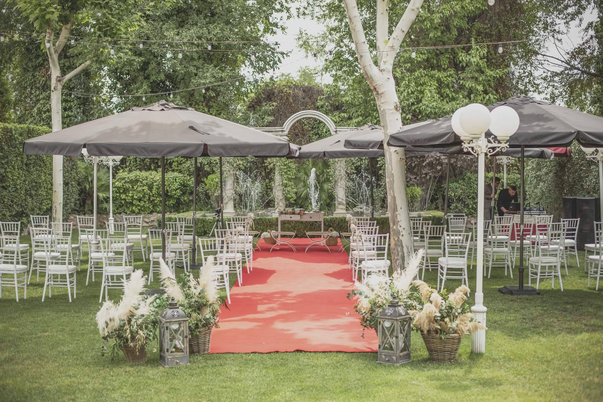 FuenteArcos, referencia en bodas al exterior en Madrid con ceremonia, cóctel y banquete