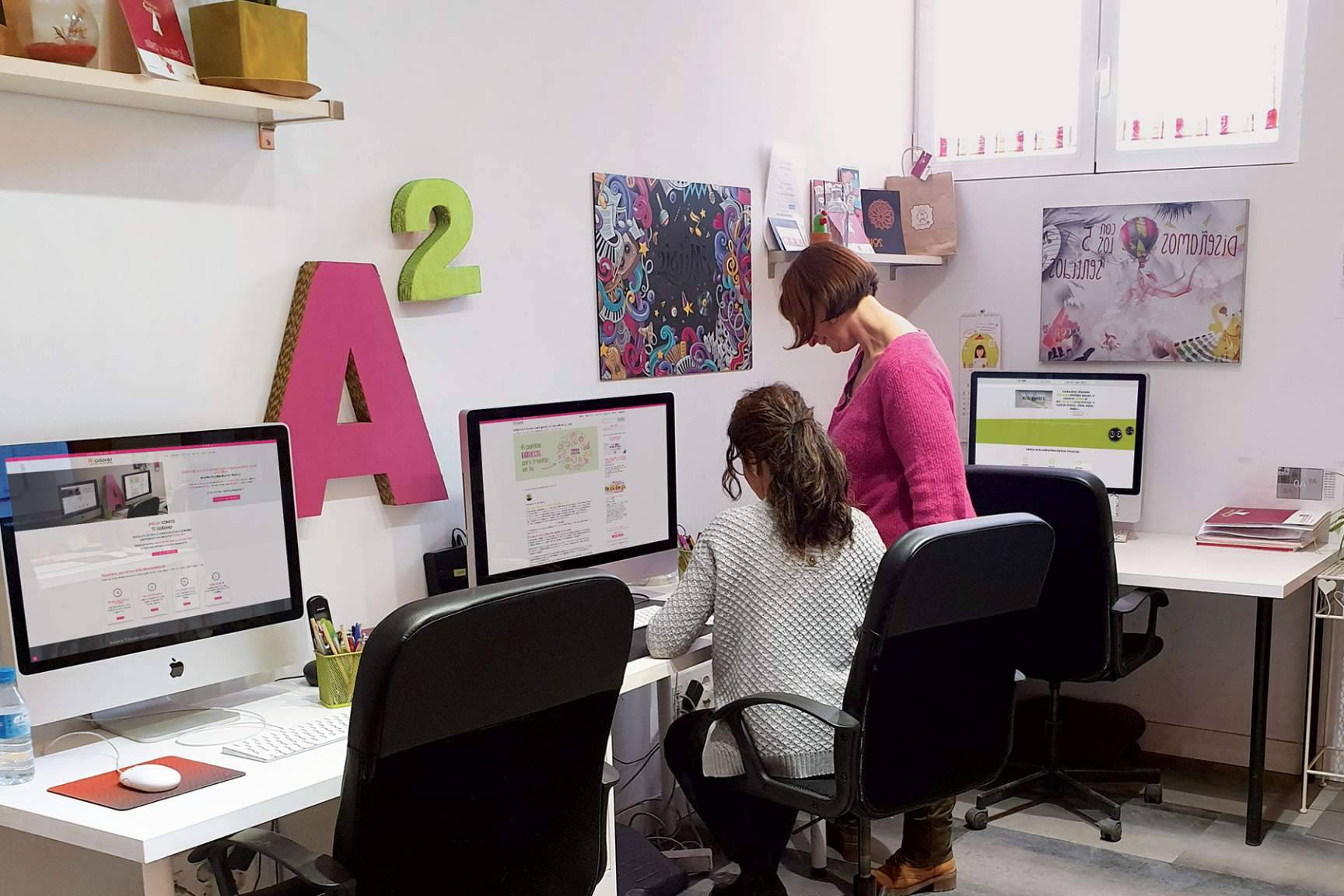 A2 Colores diseña y produce imagen de marca 360º para empresas en Madrid