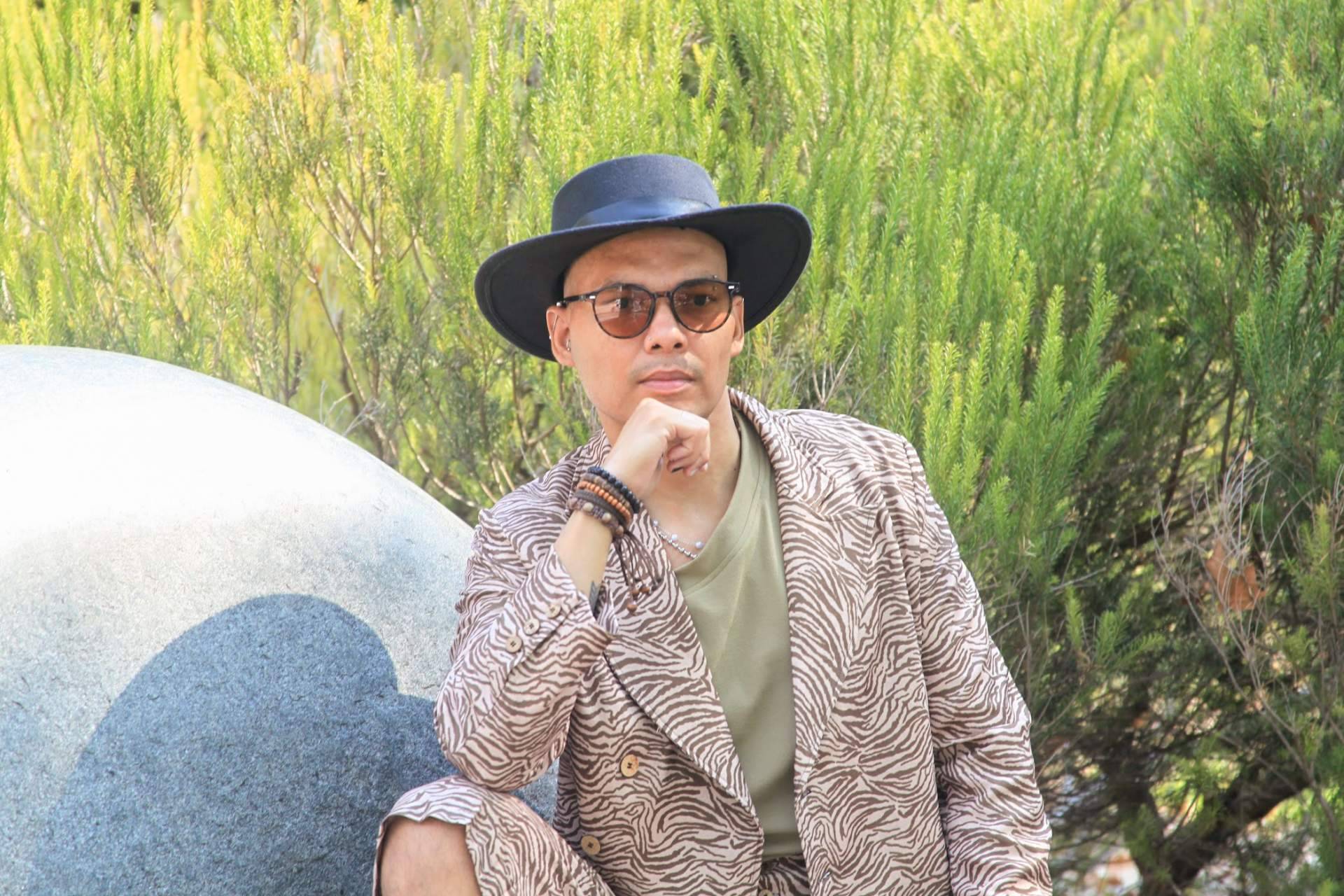 Cada diseño de Leonel Infante es una declaración personal, moda a medida con alma en Barcelona