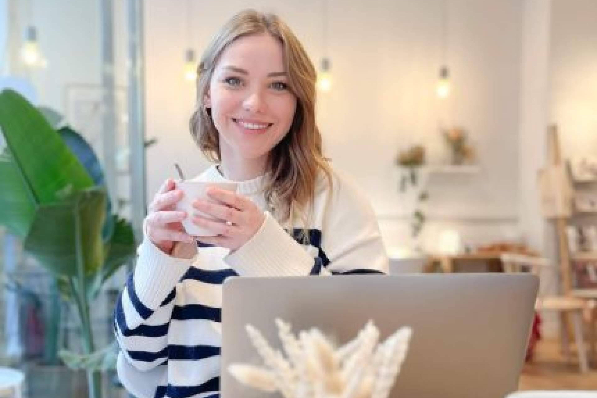Julia Schulz, dietista en Vigo, propone una alternativa a la cultura de la dieta con enfoque intuitivo