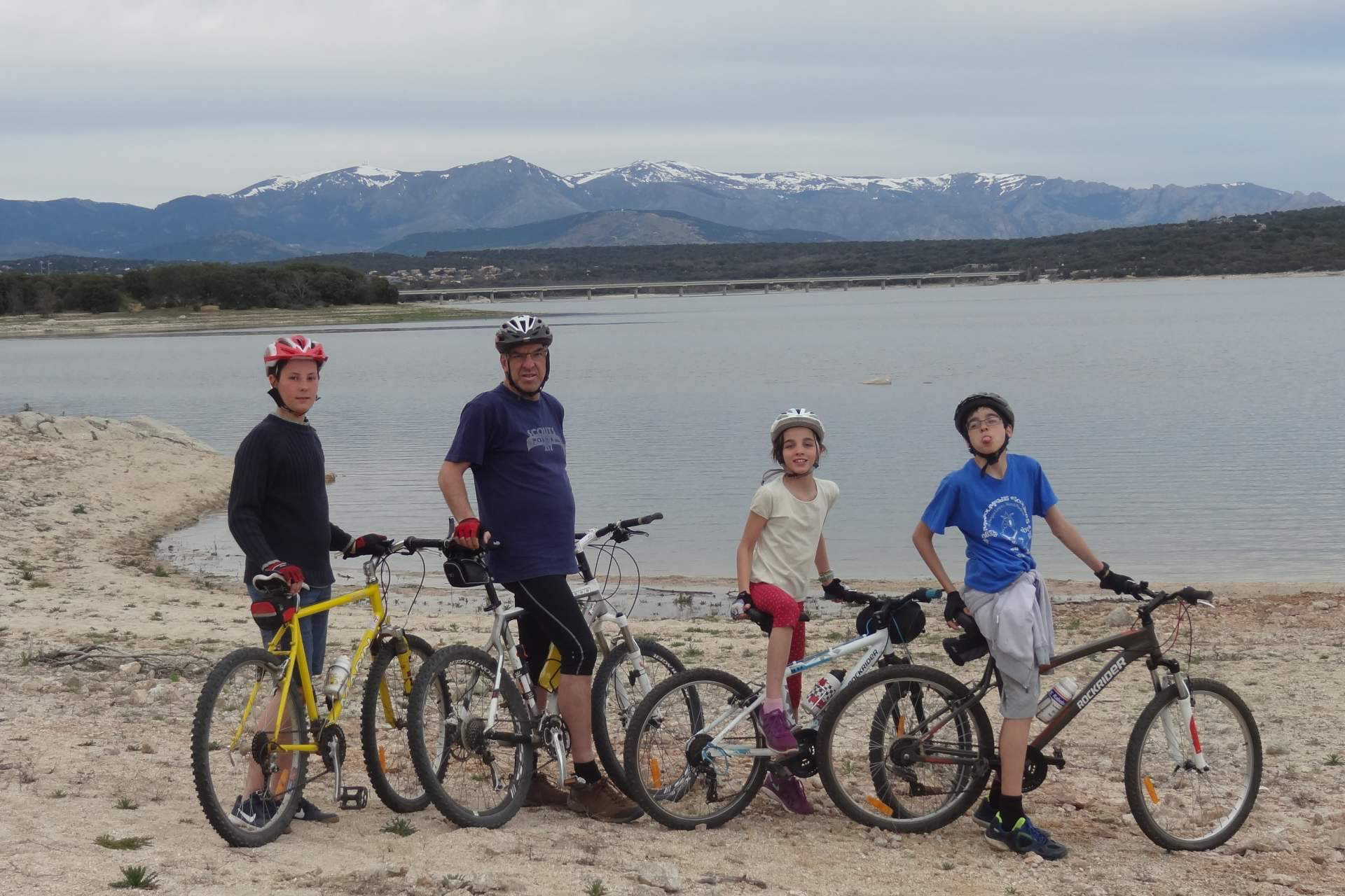 Intercambios culturales recíprocos, Aventuro.org conecta familias extranjeras con niños de 9 a 16 años