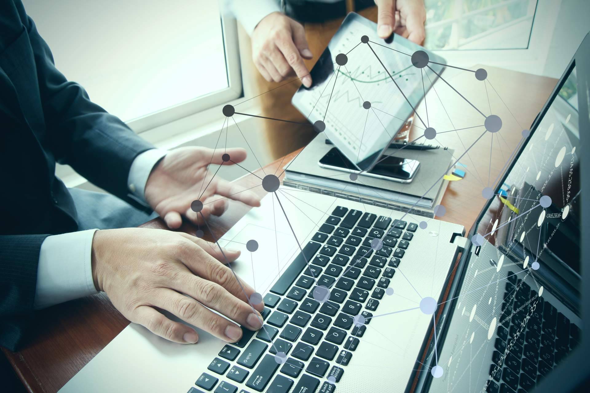 Las tendencias TI para empresas que están redefiniendo la competitividad digital, según Revista BYTE