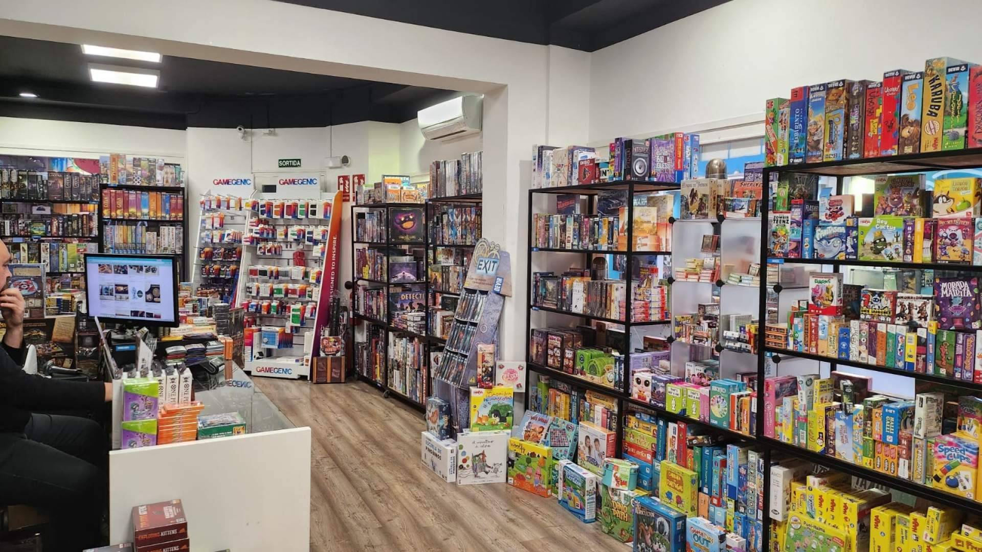 La empresa nacional de juegos de mesa Mathom Outlet gana peso como referencia en el segmento outlet