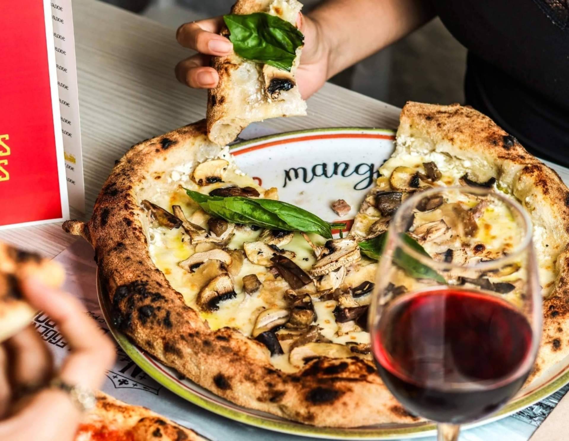 La Leggenda di Napoli llega a Lloret de Mar y TODO ITALIANO apoya su promoción en el territorio.