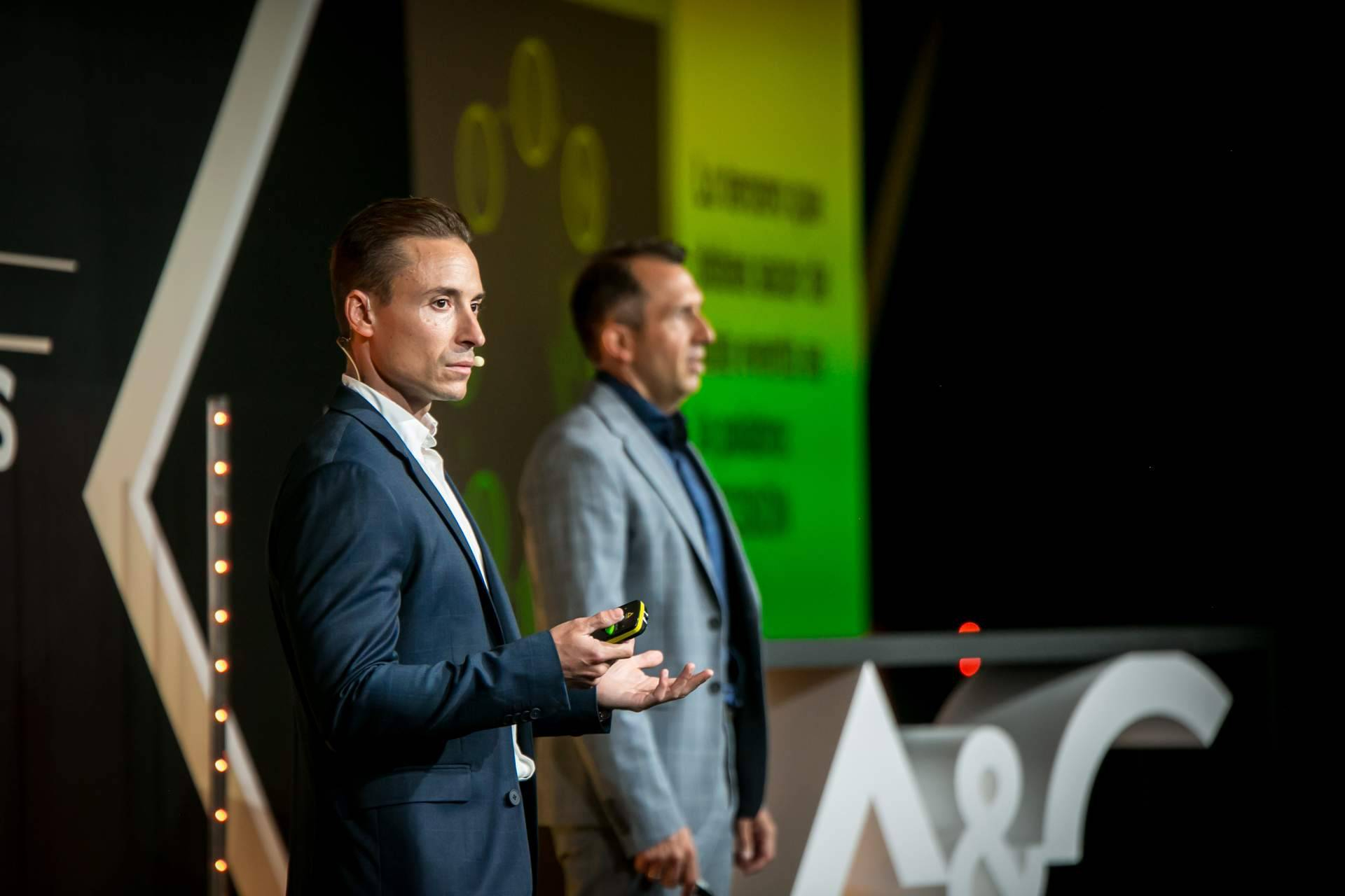 Alfonso y Christian redefinen el éxito comercial con soluciones disruptivas en ventas B2B