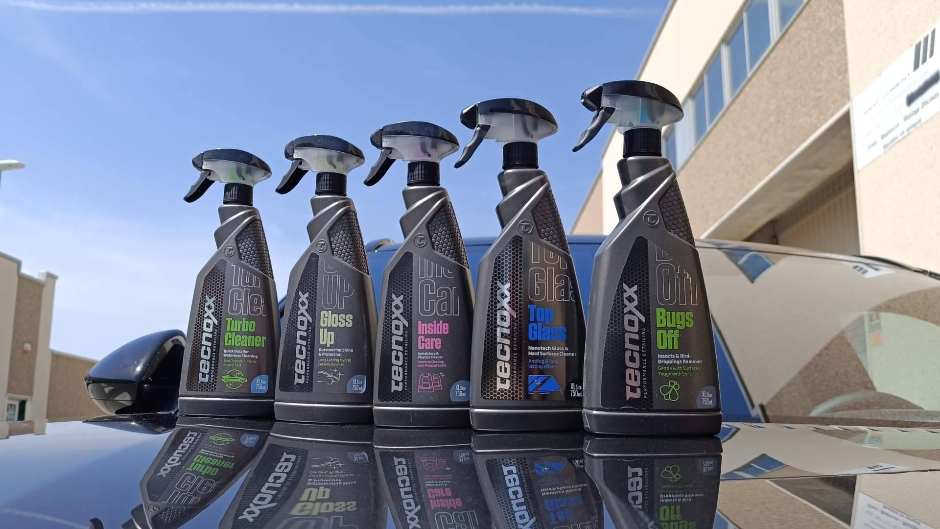 Tecnoxx facilita el cuidado del coche frente al sol, los insectos y el uso intensivo del verano