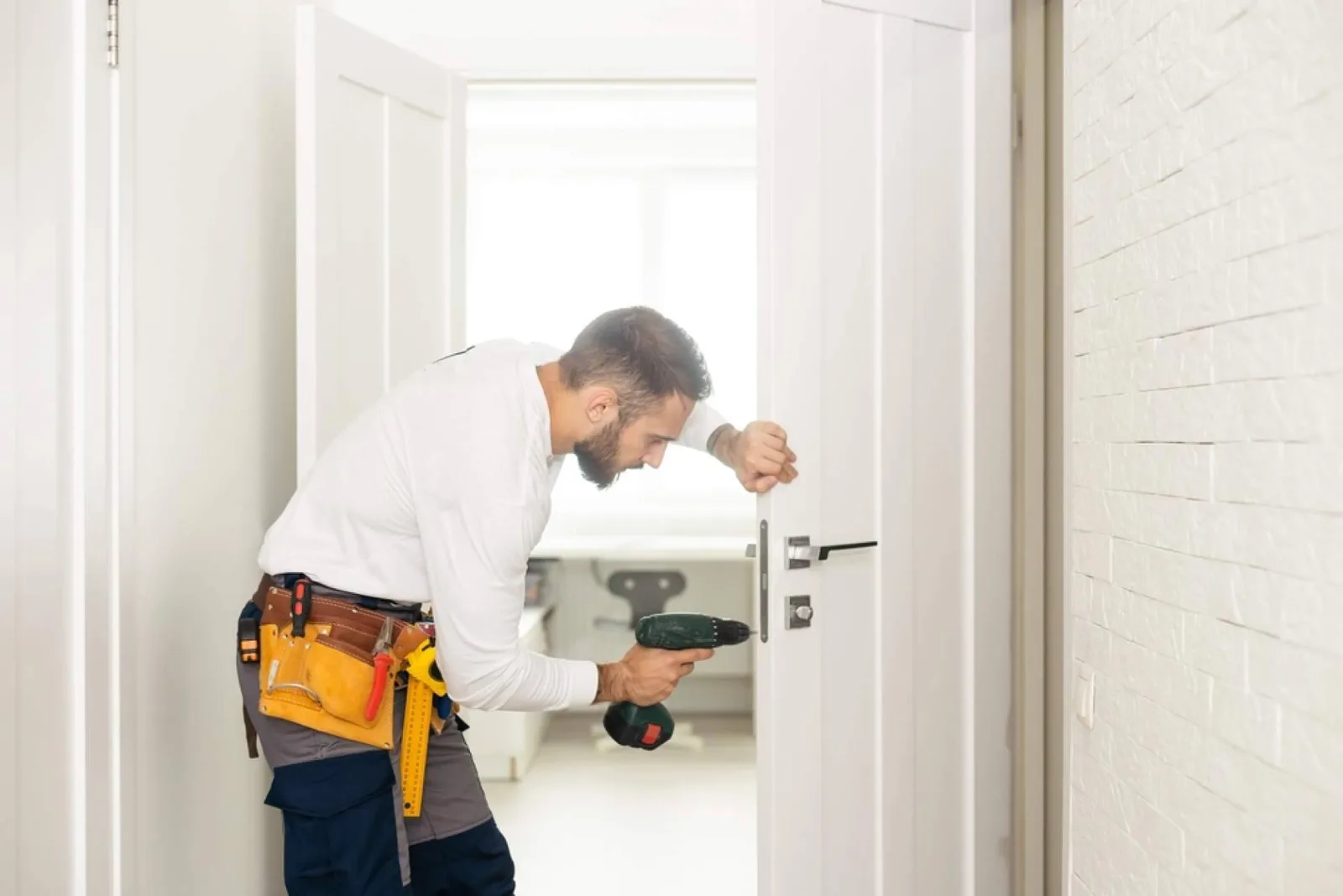 Cerrajero Técnico, servicio de cerrajeros 24 horas los 365 días del año
